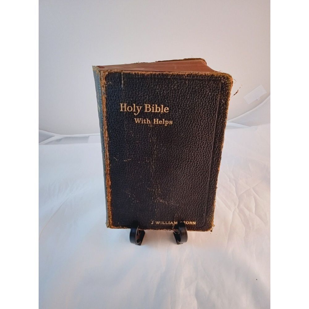 Vintage The Holy Bible With Helps International Bible Press